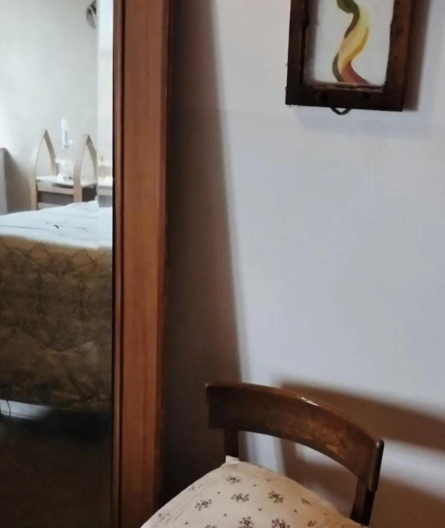 Nocleg ze śniadaniem Bed and Breakfast La Casa Di Marla Sirmione Włochy